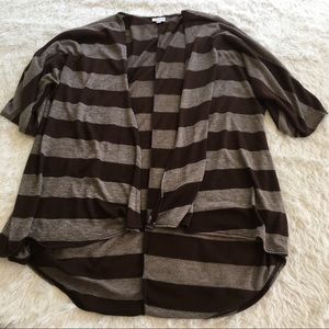 Lularoe | Lindsay Kimono- S